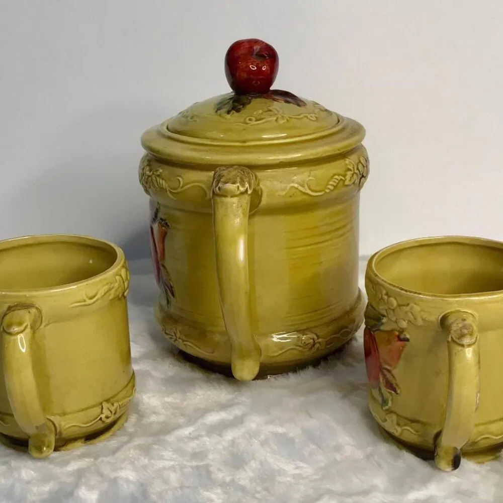 Vintage Porcelain Gold Floral Print TEAPOT with‎ Two Teacups + Canister